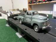 1948 Ford F-1 (+ Porsche 959, 1986)