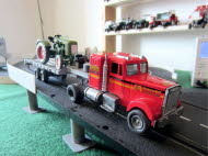 1982 Freightliner FLC (+ Fendt Dieselross 1956)