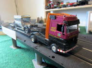 Mercedes-Benz Actros (+ 1912 Rolls-Royce Silver Ghost)