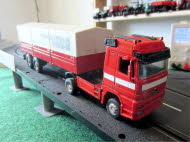 Mercedes-Benz Sattelzug