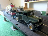 1947 Willys Jeep Truck (+ 1907 Seagrave AC53)